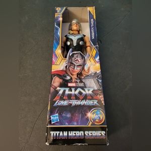 Marvel Avengers Titan Hero Series 12" Mighty Thor: Love & Thunder Figure. New.